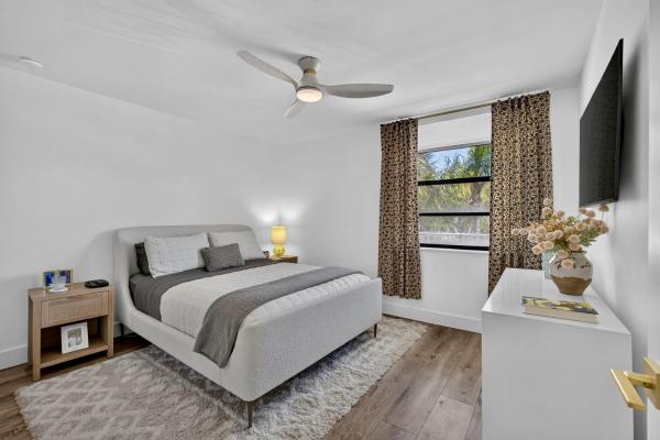 Whitehall, 3635 Whitehall Dr #302, West Palm Beach, Florida 33401, image 2