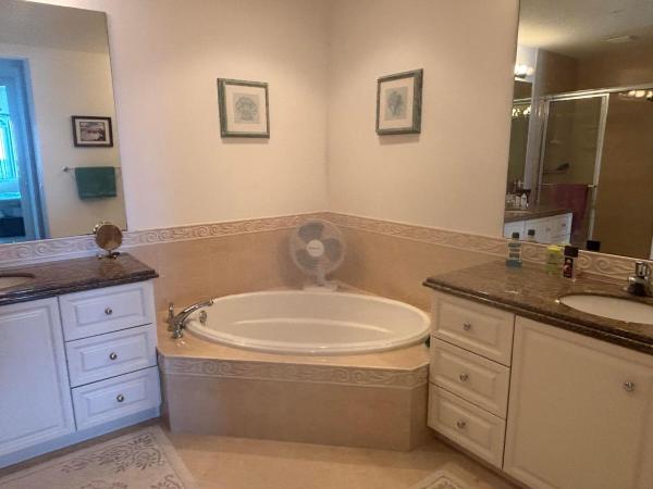 Harbour Isle West, 15 Harbour Isle Dr #PH05, Fort Pierce, Florida 34949, image 3