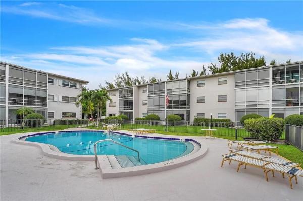 Golden Isles, 700 Layne Blvd #318, Hallandale Beach, Florida 33009, image 1