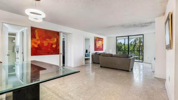 900 NE 195th St #217, Unincorporated Dade County, Florida 33179, image 1