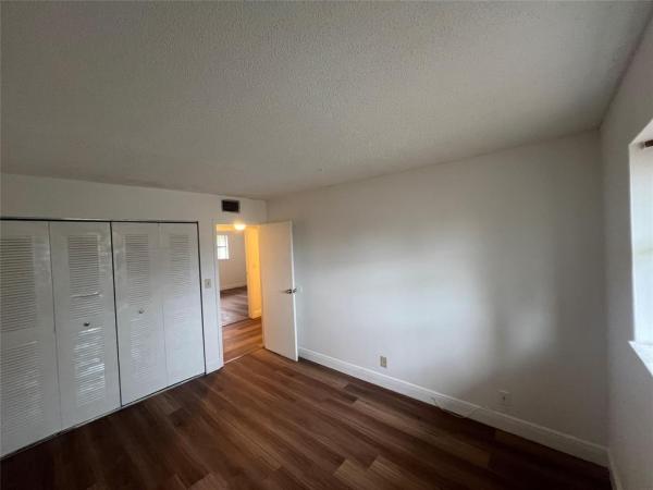 Blueberry Hill, 5847 Blueberry Ct #85, Lauderhill, Florida 33313, image 3