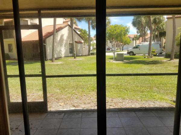 South Lake At Dos Lagos, 6 Via De Casas Sur #102, Boynton Beach, Florida 33426, image 2