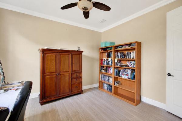 Valencia Pointe, 7315 Twin Falls Dr, Boynton Beach, Florida 33437, image 2