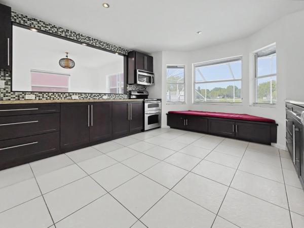 Meadow Lakes At Hillsboro Country Club, 10133 Brookville Ln, Boca Raton, Florida 33428, image 2