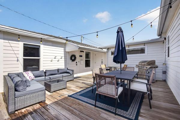 North Lake Worth, 1305 N Palmway #2, Lake Worth Beach, Florida 33460, image 2