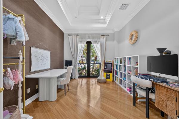 Hawks Landing, 700 Cardinal St, Plantation, Florida 33324, image 2