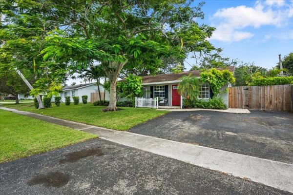 Jupiter River Estates, 710 Cree St, Jupiter, Florida 33458, image 1