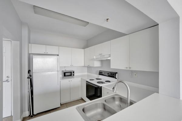 The Tides At Bridgeside Square, 3020 NE 32nd Ave #807, Fort Lauderdale, Florida 33308, image 2