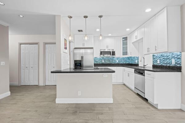 Lake Estates, 2700 NE 56th Ct #4-B, Fort Lauderdale, Florida 33308, image 2