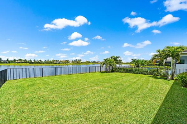 15883 Key Biscayne Ln, Westlake, Florida 33470, image 2