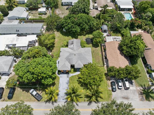 Greynolds Highlands, 414 W Branch St, Lantana, Florida 33462, image 1