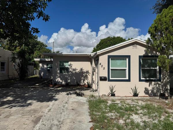 Lake Worth Town, 405 N E St, Lake Worth Beach, Florida 33460, image 1