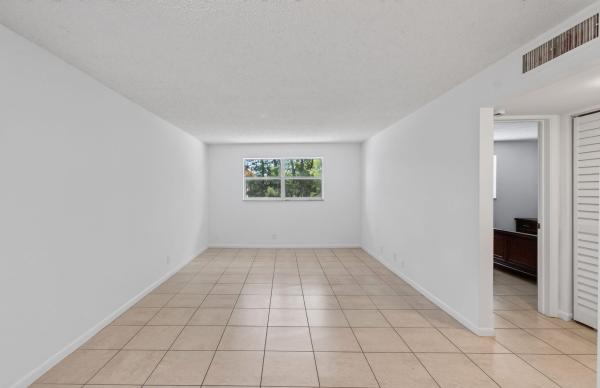 Boca Towne Centre, 450 SW 2nd Ave #2050, Boca Raton, Florida 33432, image 2