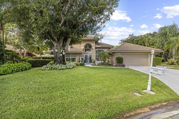 Country Club Estates Parc, 1402 SW Bent Pine Cv, Port St. Lucie, Florida 34986, image 3
