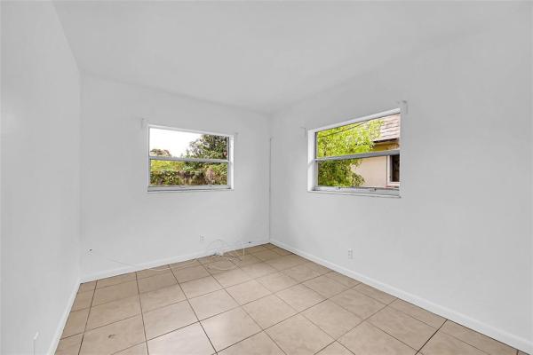 South Middle River, 1218 NW 6th Ave, Fort Lauderdale, Florida 33311, image 3