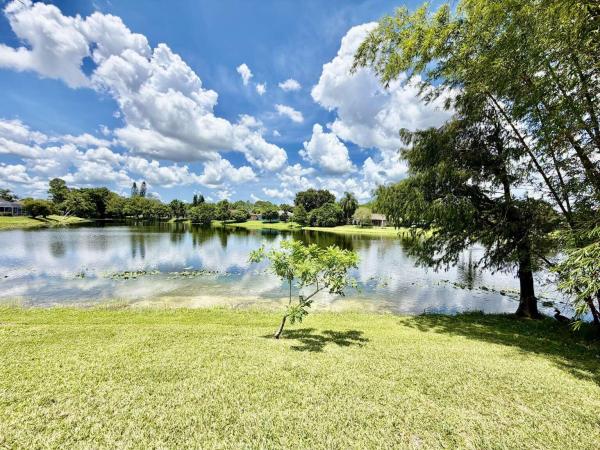 Saratoga Lakes, 120 Saratoga Blvd W, Royal Palm Beach, Florida 33411, image 2