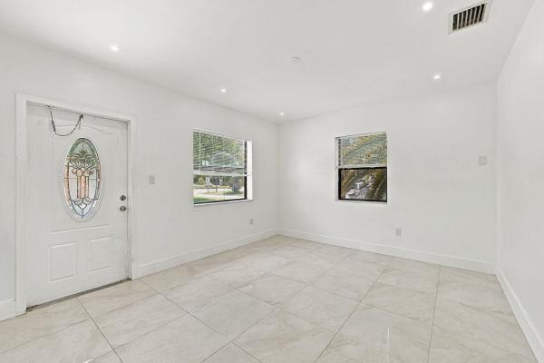 Dania Country Club Estates, 245 NE 1st Ter #1-2, Dania Beach, Florida 33004, image 1