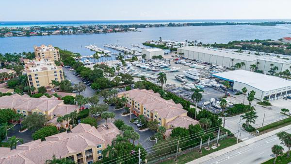 Hypoluxo's Mariner's Cay, 900 Scotia Dr #206, Hypoluxo, Florida 33462, image 1
