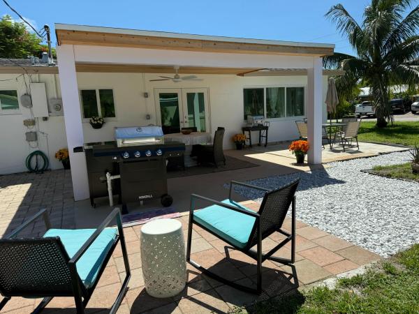 Coral Manor, 13 SW 13th St, Deerfield Beach, Florida 33441, image 2
