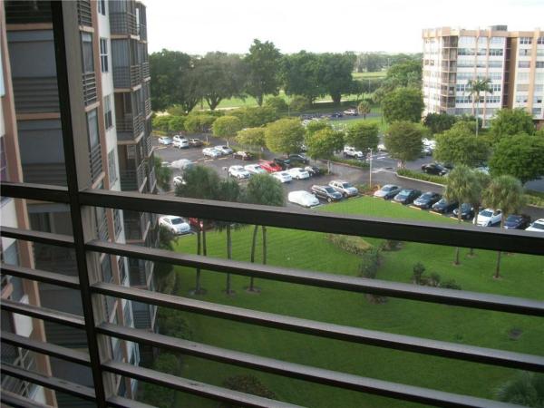 The Elm, 1000 Saint Charles Pl #701, Pembroke Pines, Florida 33026, image 1