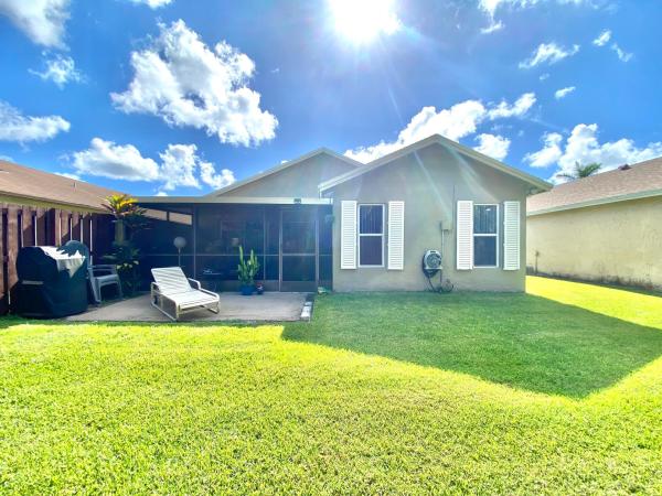 Pine Springs, 9132 Pine Springs Dr, Boca Raton, Florida 33428, image 2