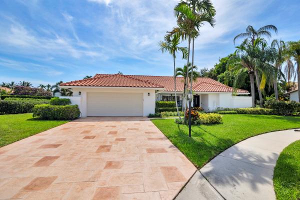 The Estates At Crystal Pointe, 13358 Miles Standish Prt, Palm Beach Gardens, Florida 33410, image 2