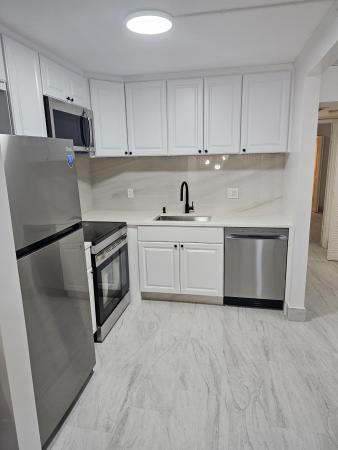 Village Green 1, 555 Purdy Ln #114, Palm Springs, Florida 33461, image 2