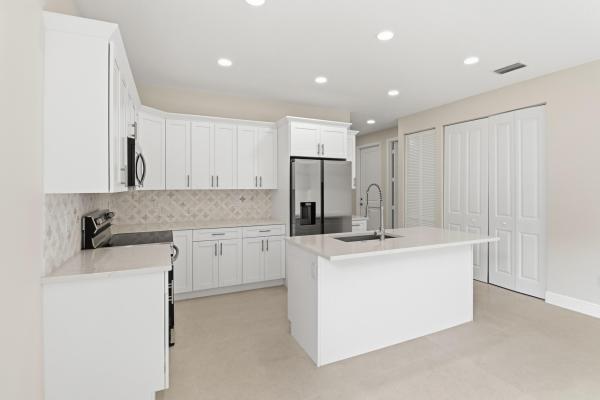 4389 Marilyn Dr, Lake Worth, Florida 33461, image 2
