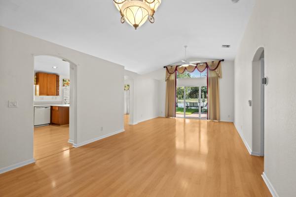 Superior At Lakes Of Laguna, 4977 Victoria Cir, West Palm Beach, Florida 33409, image 1