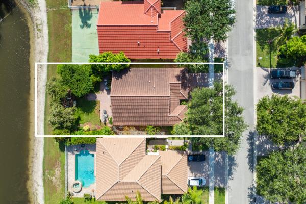 Superior At Lakes Of Laguna, 4977 Victoria Cir, West Palm Beach, Florida 33409, image 3