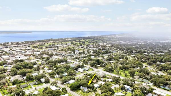Oakland Park, 703 Florida Ave, Fort Pierce, Florida 34950, image 1