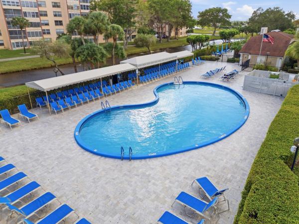 Huntington Lakes 1, 14475 N Strathmore Ln #308, Delray Beach, Florida 33446, image 3