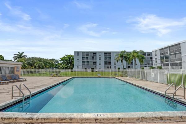 French Villas, 7980 N French Dr #3-202, Pembroke Pines, Florida 33024, image 3