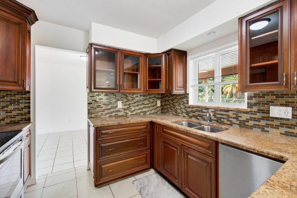 Palmetto Pines, 4760 Bison St, Boca Raton, Florida 33428, image 3