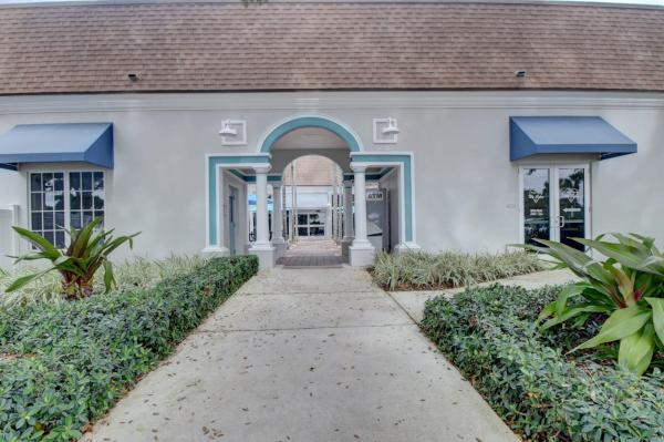 436 Brittany J, Delray Beach, Florida 33446, image 3