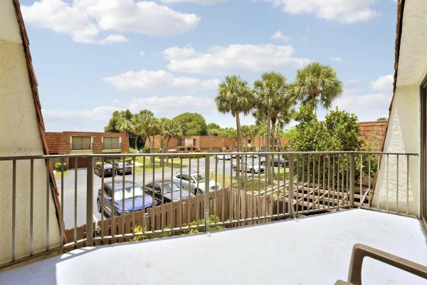 Village At Coral Lake, 8389 N Coral Cir, North Lauderdale, Florida 33068, image 1