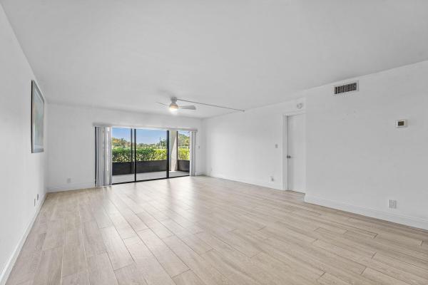 12870 Briarlake Dr #106, Palm Beach Gardens, Florida 33418, image 1