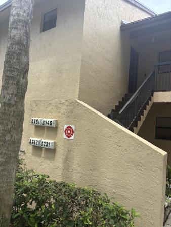 Karanda Village 3, 3803 Cocoplum Cir #3564, Coconut Creek, Florida 33063, image 3