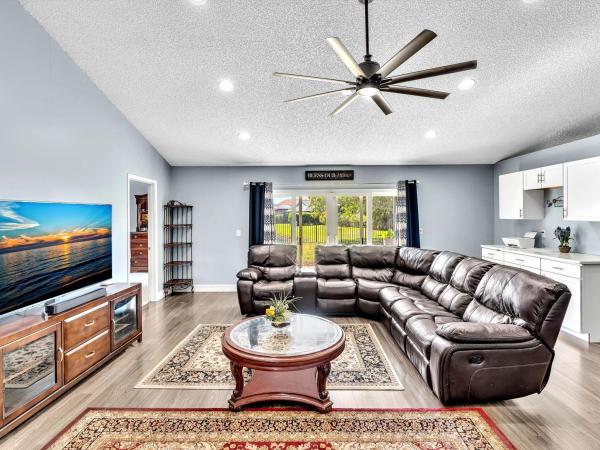 Sun Valley 2, 9393 Laurel Green Dr, Boynton Beach, Florida 33437, image 3