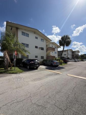 1355 NE 167th St #115, Unincorporated Dade County, Florida 33162, image 3