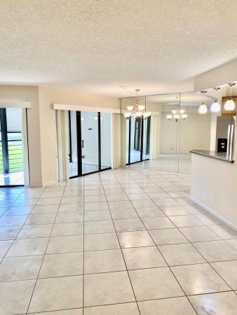 Camino Real Village, 5900 Camino Del Sol #206, Boca Raton, Florida 33433, image 2