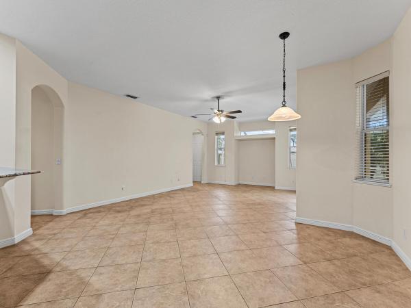 2189 SW Gemini Ln, Port St. Lucie, Florida 34984, image 2