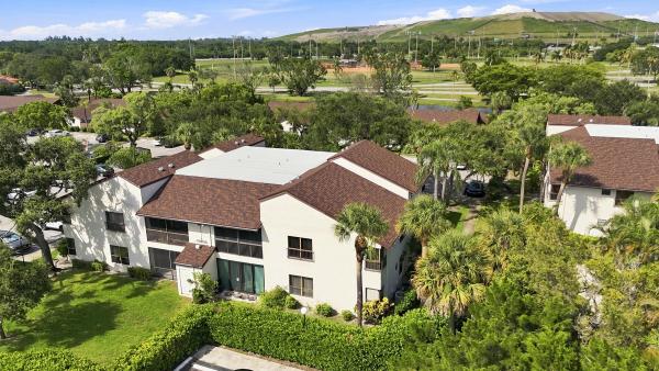 2581 Carambola Cir N #1868, Coconut Creek, Florida 33066, image 2