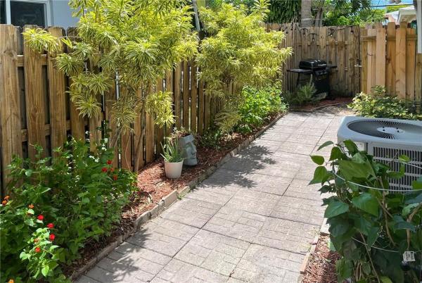 Coral Ridge Isles, 5930 NE 17th Rd, Fort Lauderdale, Florida 33334, image 1