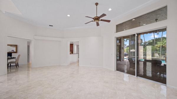 Binks Estates, 893 Forest Glen Ln, Wellington, Florida 33414, image 2