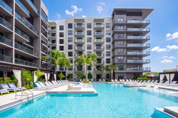 The Manor Biscayne, 1650 NE 124th St #532, North Miami, Florida 33181, image 3
