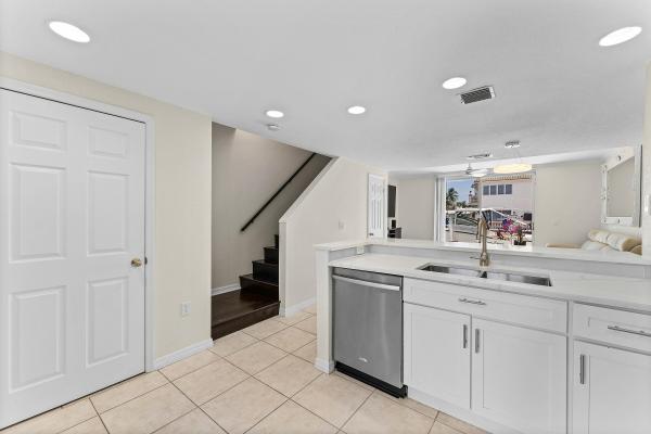 Boca Quay, 968 E Jeffery St, Boca Raton, Florida 33487, image 1