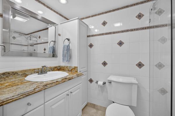 James Place, 1206 S Lake Dr #504, Lantana, Florida 33462, image 3