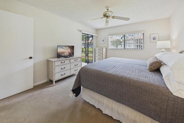 Pembridge At Lakes Of Delray, 15451 Pembridge Dr #203, Delray Beach, Florida 33484, image 2
