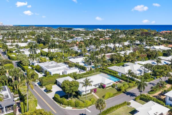 Allard, 257 Via Linda, Palm Beach, Florida 33480, image 2